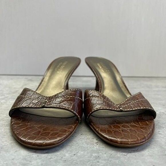 Talbots Brown Croc Embossed Leather Kitten Heel Slide Sandals Womens Size 7.5B - Picture 4 of 10